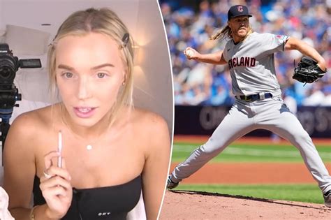 alex cooper and noah syndergaard|Noah Syndergaard’s ex, Alex Cooper, mocks pitcher with his。